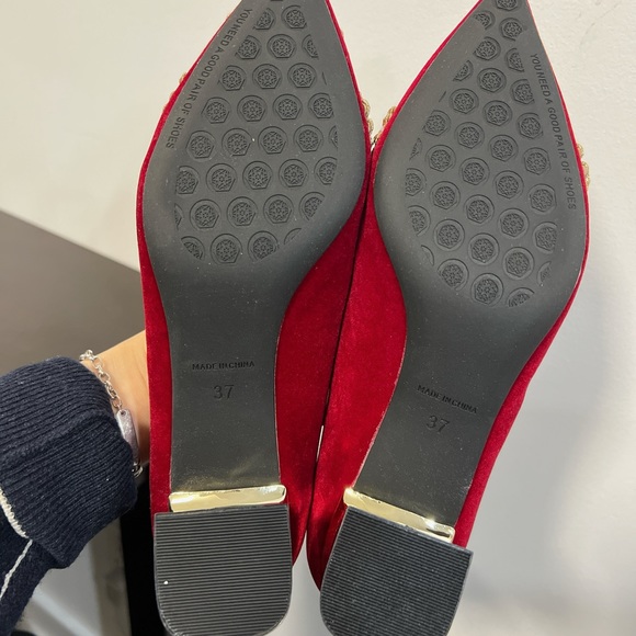 Women Red Heeled shoes - Picture 8 of 8